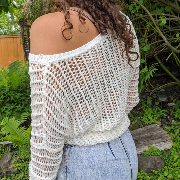Guess Knit Top - Picture 2 of 3
